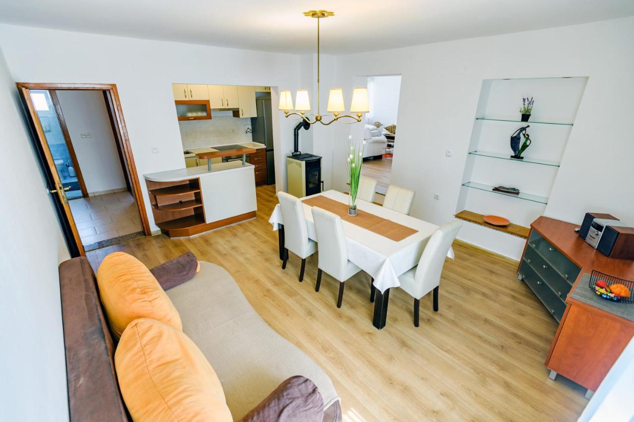 Comfort Holiday Apartment Zadar - With Parking And Balcony Buitenkant foto