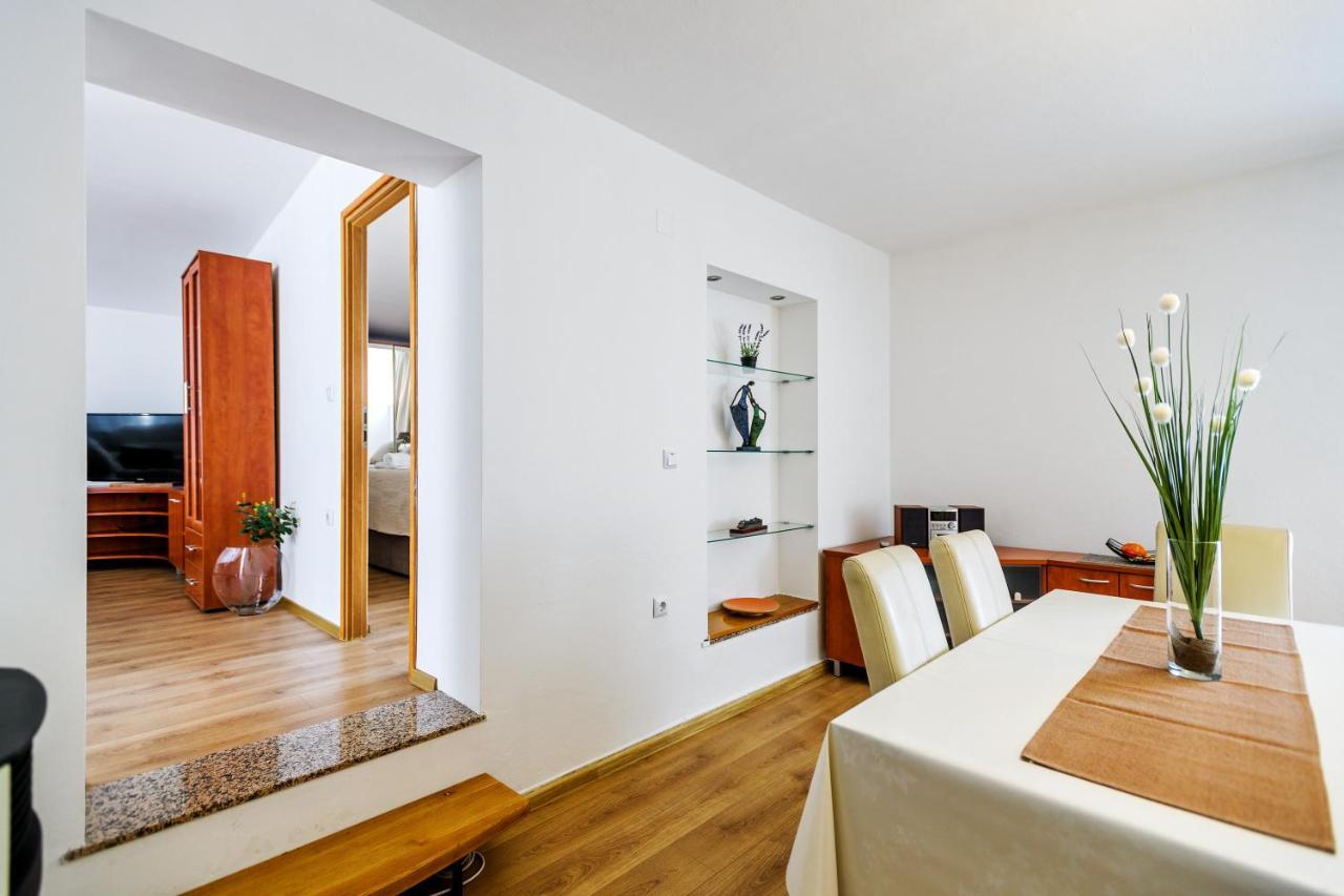 Comfort Holiday Apartment Zadar - With Parking And Balcony Buitenkant foto