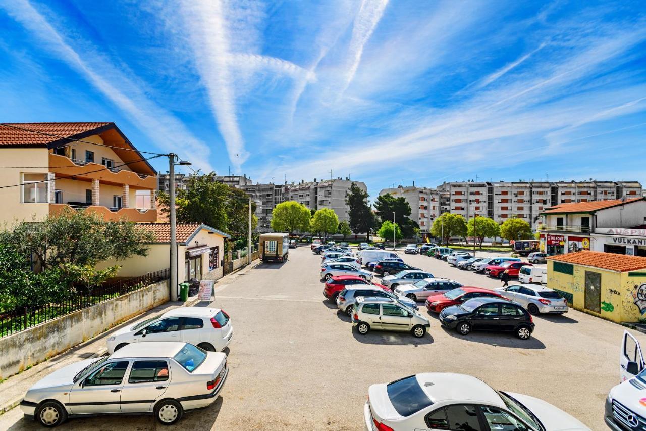Comfort Holiday Apartment Zadar - With Parking And Balcony Buitenkant foto